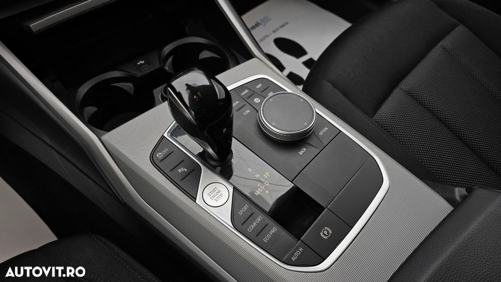 BMW Seria 3 320d xDrive AT - 17