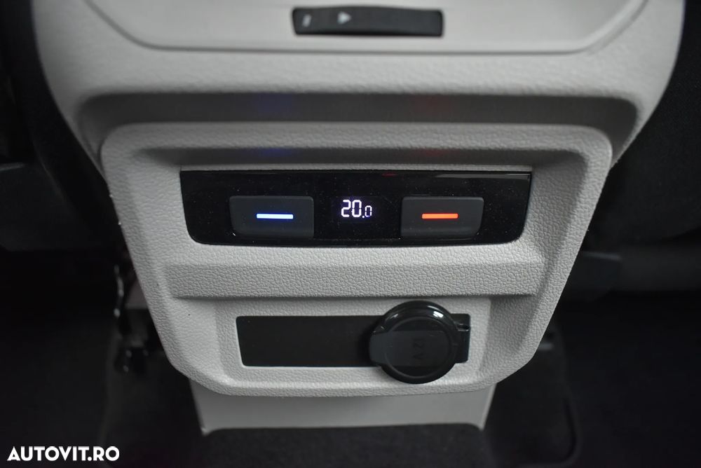 Volkswagen Tiguan 2.0 TDI SCR DSG 4Motion Elegance - 24