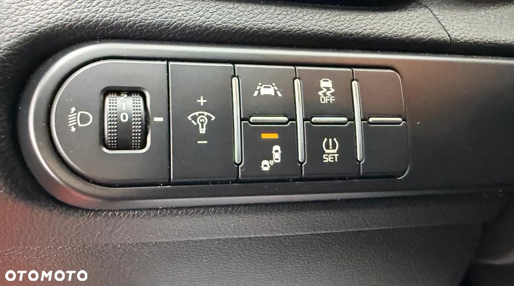 Kia ProCeed 1.4 T-GDI DCT7 OPF GT LINE - 22