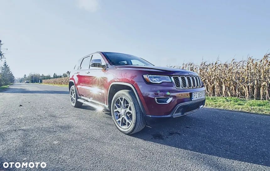 Jeep Grand Cherokee - 1