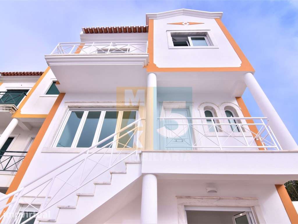 Moradia V3+1 na Ericeira com vista de mar e garagem - Grande imagem: 5/60