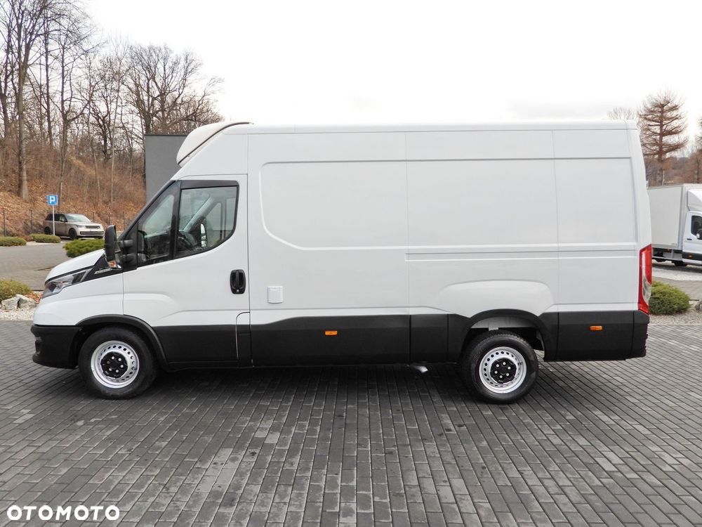 Iveco DAILY 35S14 FURGON CHŁODNIA  -10*C ZASILANIE 230V TEMPOMAT NAWIGACJA AUTOMAT HI-MATIC KLIMATYZACJA  140KM - 10