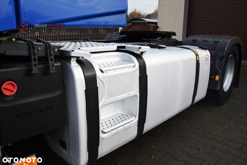 Volvo FH 460 XL  / FULL LED / ZBIORNIKI 1220 L /  PO ZŁOTYM KONTRAKCIE  / STANDARD - 21