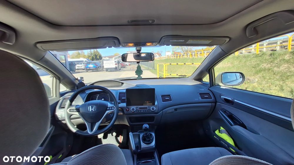 Honda Civic 1.8 Executive - 13