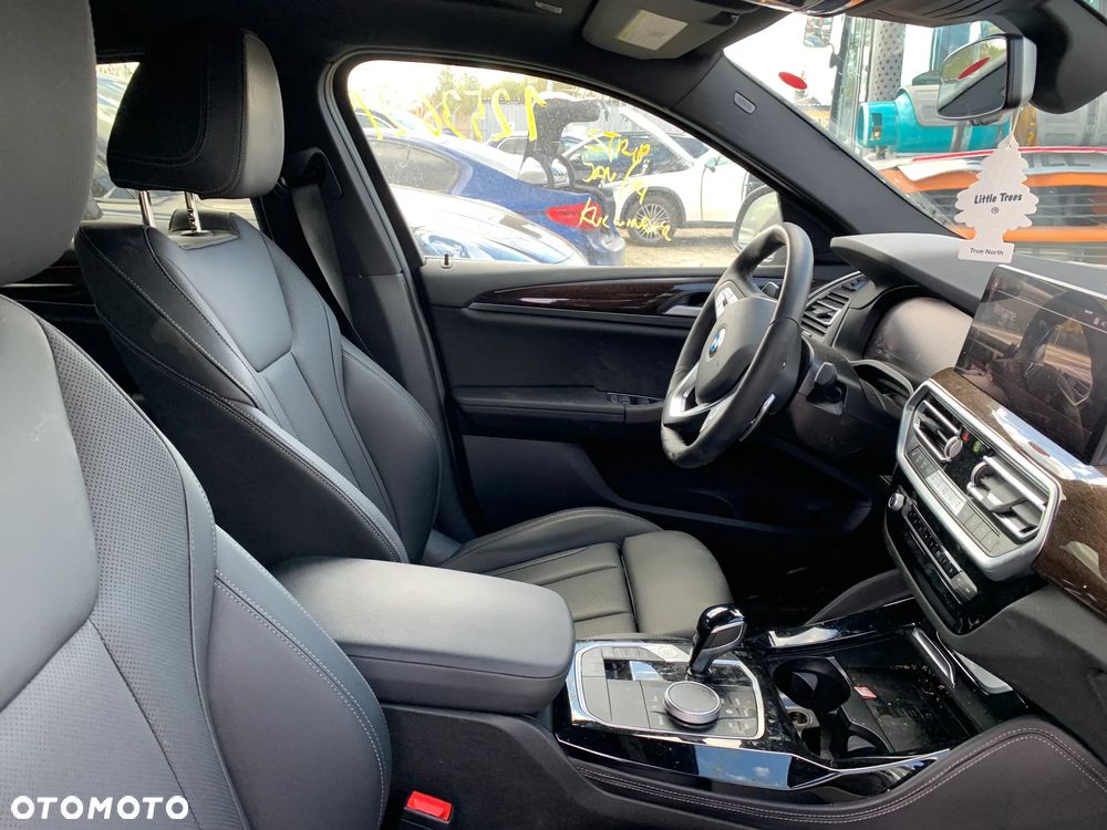 BMW X4 xDrive30i Advantage - 12