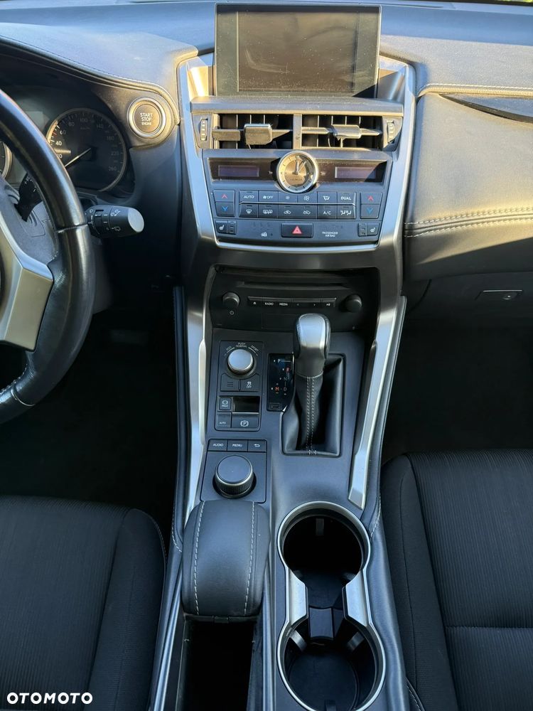 Lexus NX 200t Elegance AWD - 19