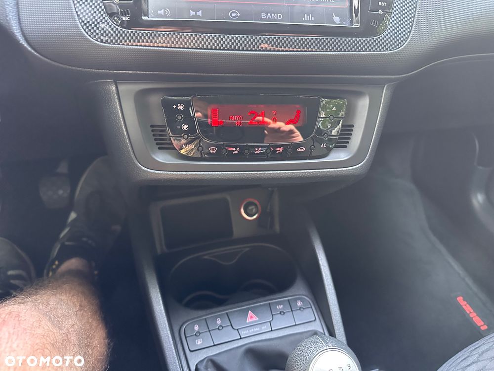 Seat Ibiza SC 1.6 TDI CR Sport - 12