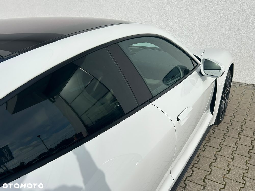 Porsche Taycan Standard - 30