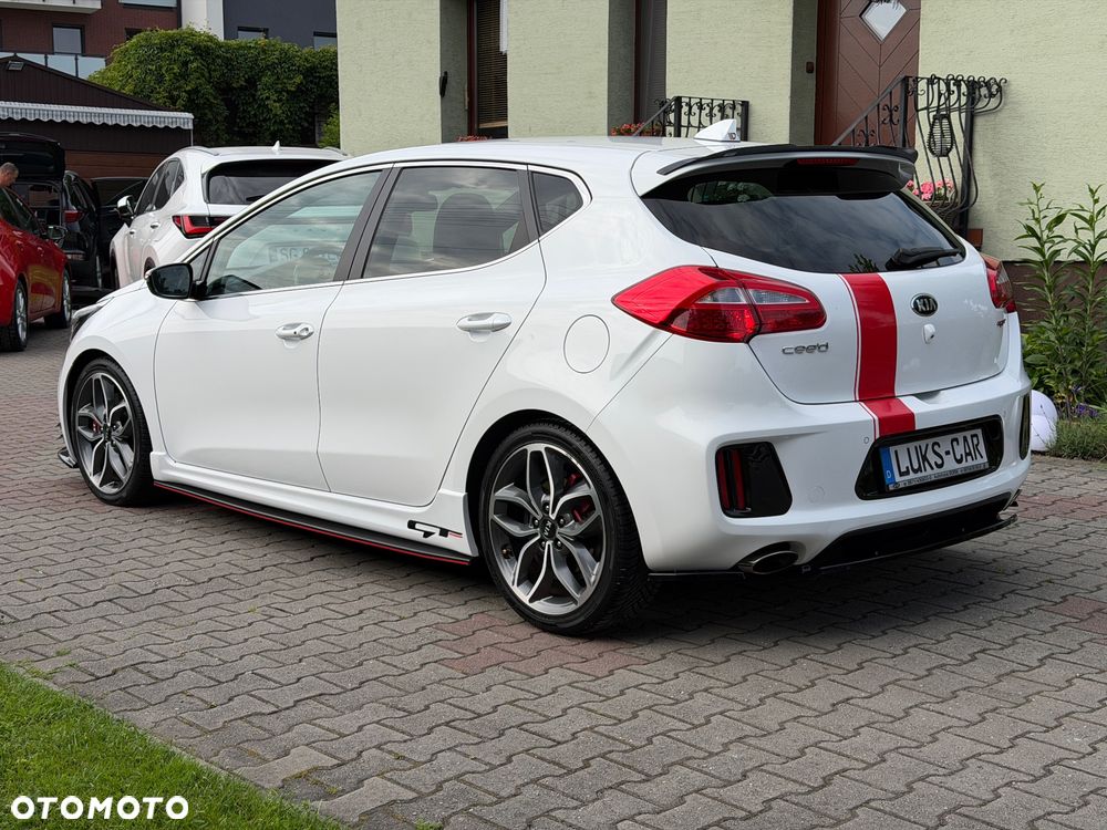 Kia Ceed 1.6 T-GDI GT XL - 38
