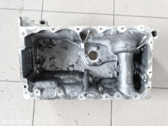 BMW Miska XDrive G20 G30 G01 G05 B47 520d 320d 620d 520dx 320dx 620dx X3 X4 X5 G02 G32 Misa Olejowa Karter BMW X3 G01 X4 G02 5 G30 G31 6 G32 3 G20 11138513659 8513659 11138580123 8580123 HP29029C HP29029 AC46000DF 14341410 - 2