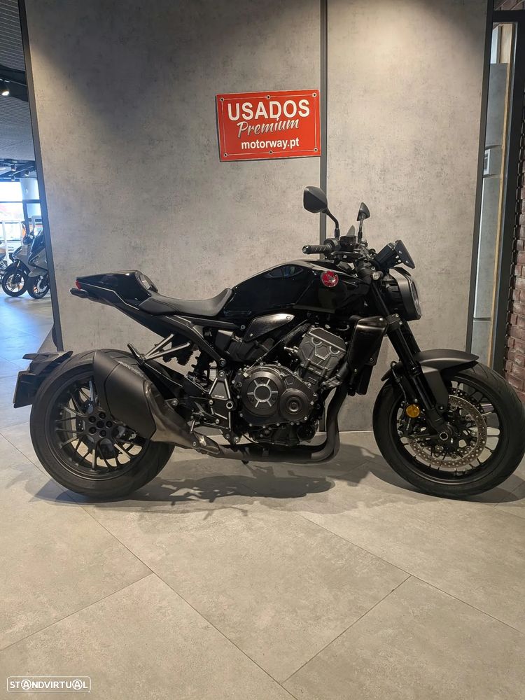 Honda CB CB1000R - 1
