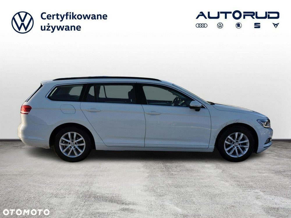 Volkswagen Passat - 5