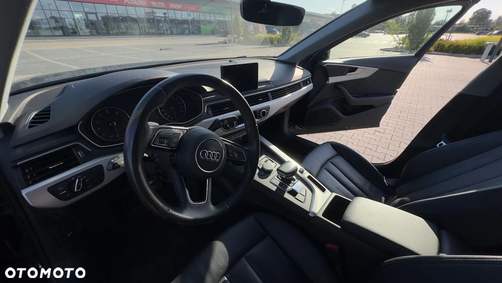 Audi A4 Limousine - 8