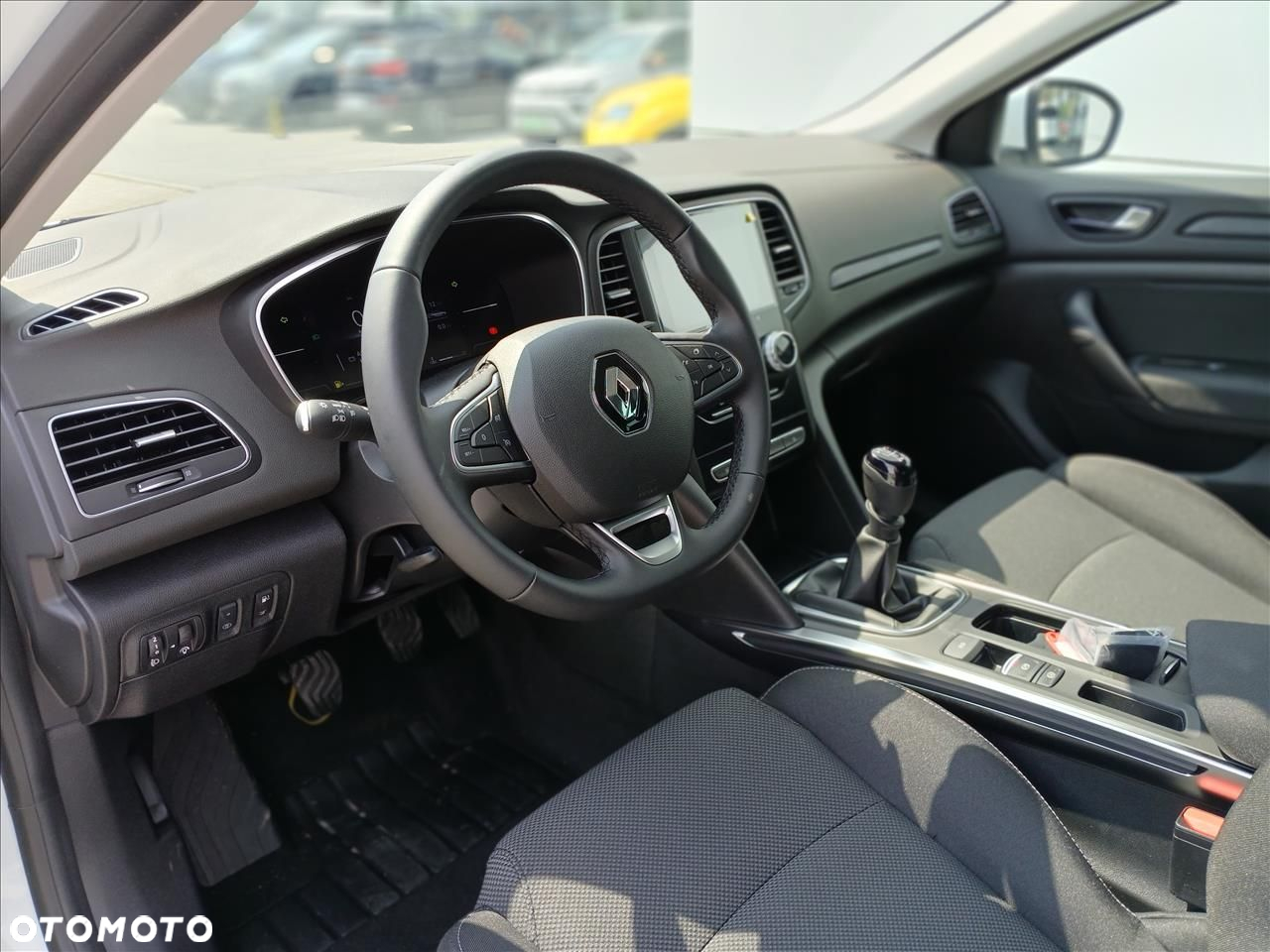 Renault Megane 1.3 TCe Evolution - 10