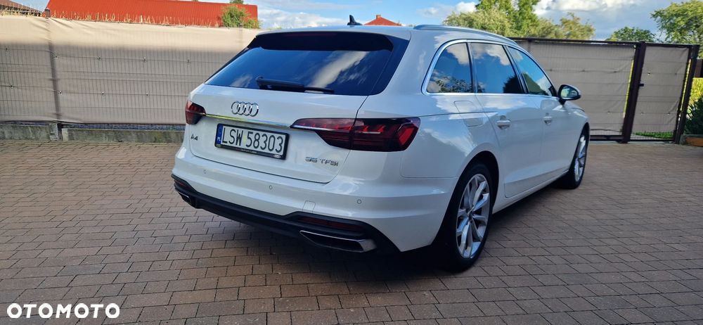 Audi A4 Avant - 10
