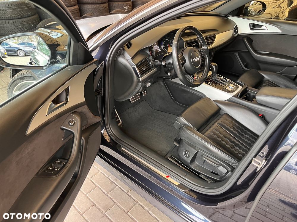 Audi A6 Avant 2.0 TDI quattro S tronic - 33