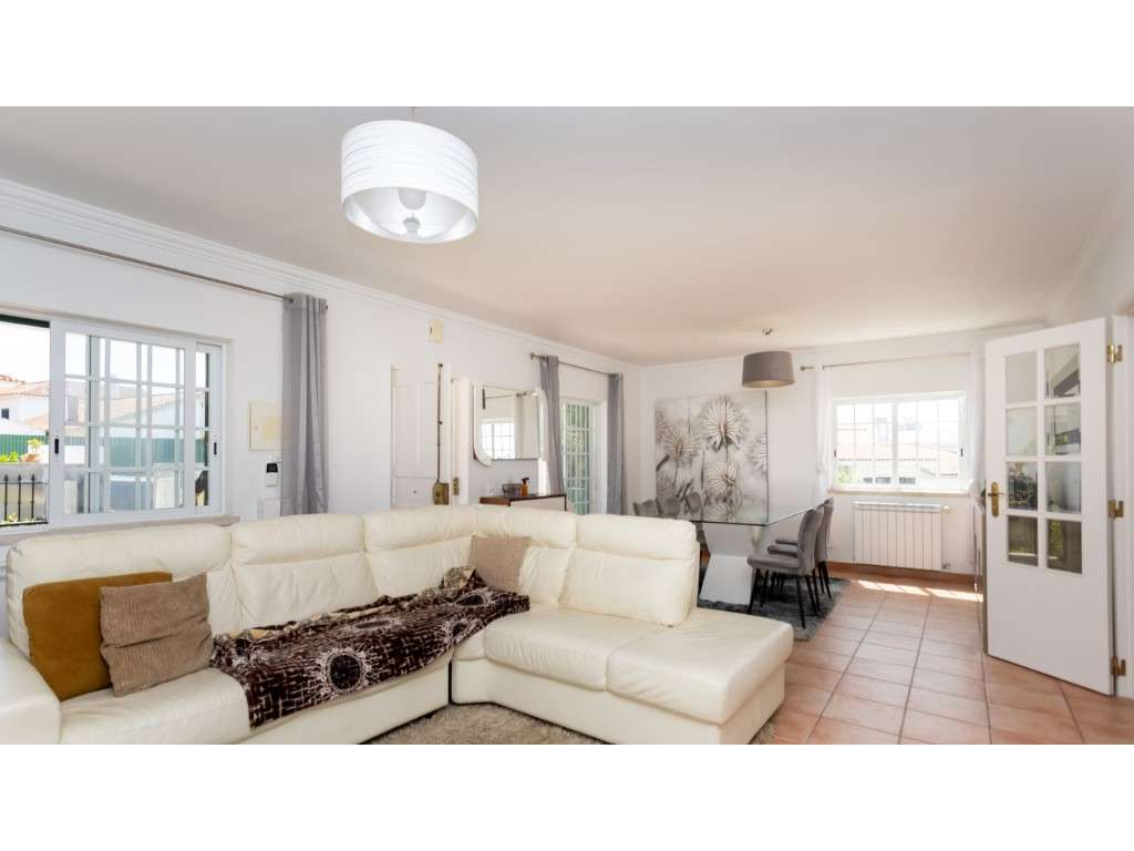 Moradia T4 com Piscina em Sesimbra | A 10 min das Praias - Grande imagem: 3/30