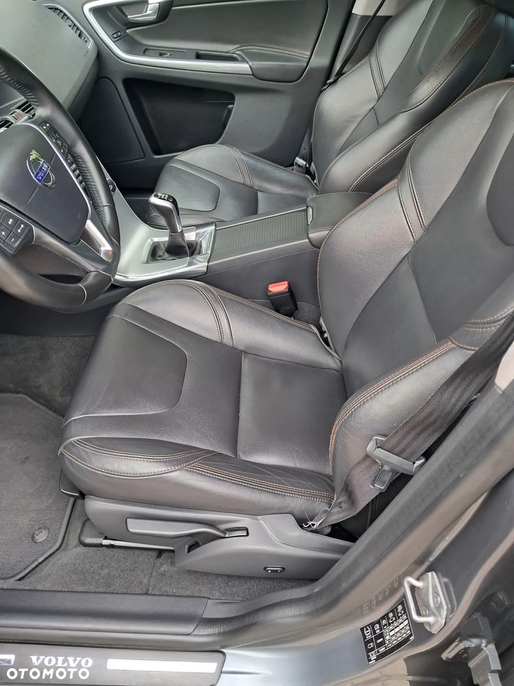 Volvo XC 60 D3 Inscription - 19