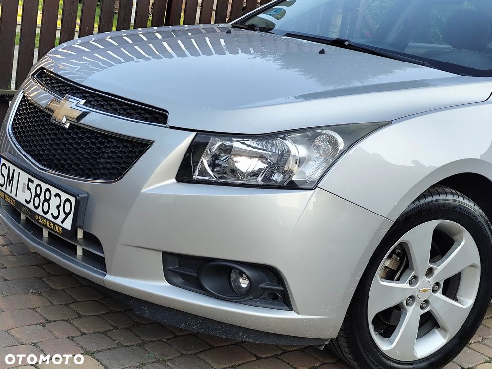 Chevrolet Cruze 2.0 LT - 22