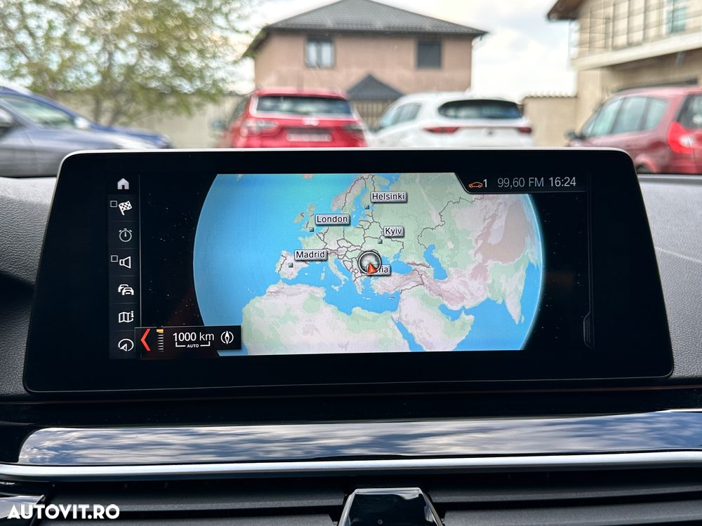 BMW Seria 5 520d Aut. - 13