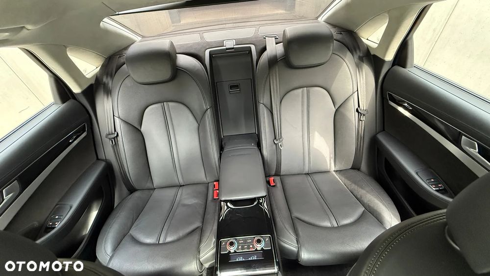 Audi A8 4.2 TDI clean diesel Quattro - 14