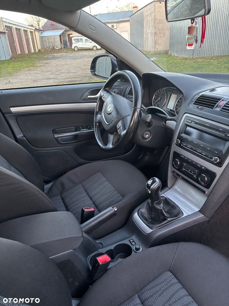 Skoda Octavia 2.0 TDI DPF Elegance - 10