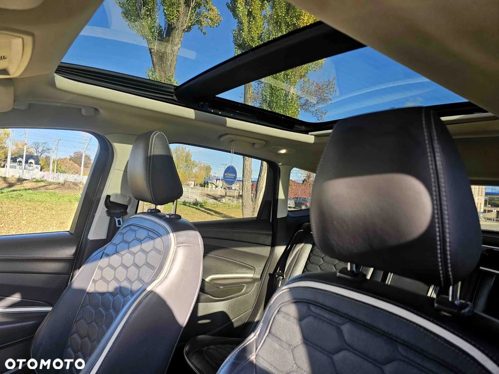 Ford Kuga 2.0 TDCi 4x4 Vignale - 14