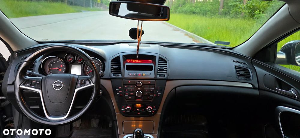 Opel Insignia 1.6 - 6