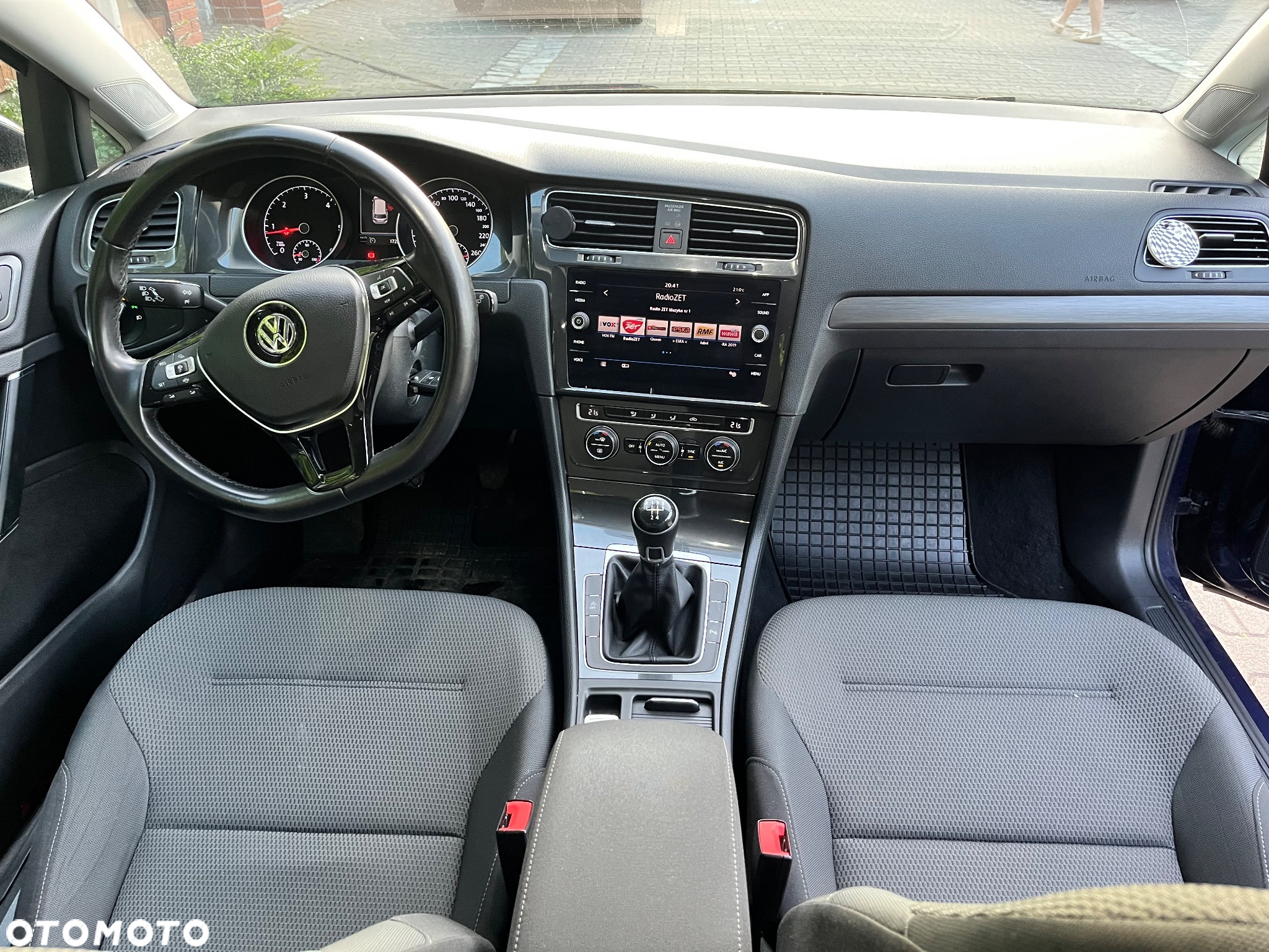 Volkswagen Golf VII 1.6 TDI BMT Comfortline - 6
