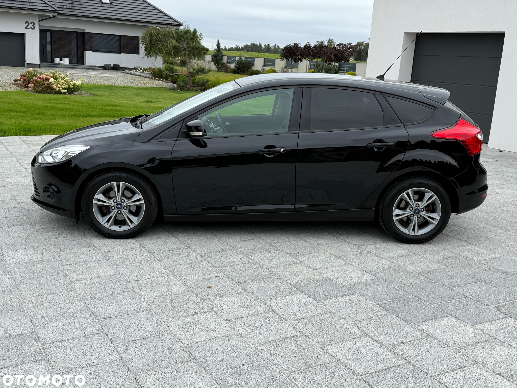 Ford Focus 1.0 EcoBoost Titanium Business - 32