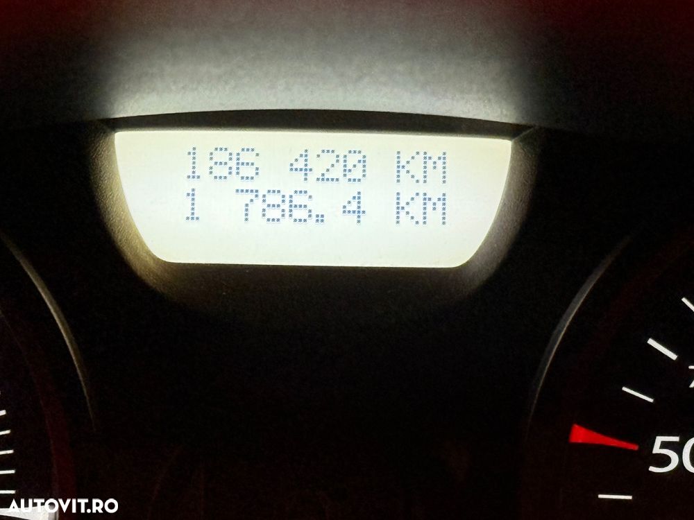 Renault Megane 1.6 16V Authentique - 8