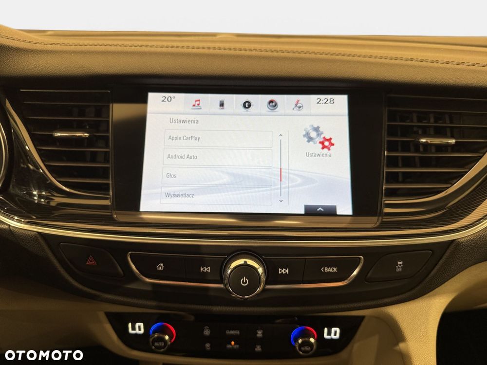 Opel Insignia - 23