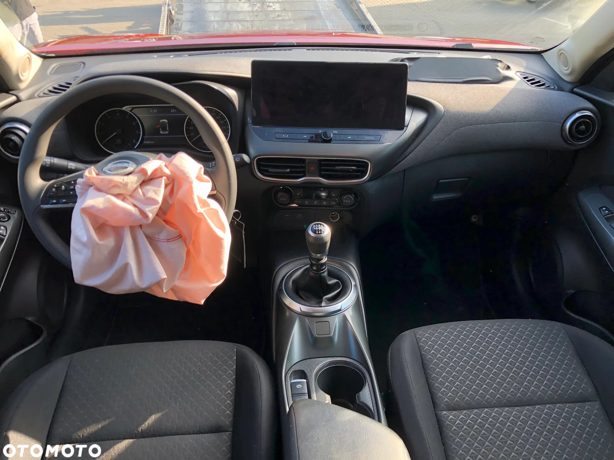 Nissan Juke 1.0 DIG-T Acenta - 10