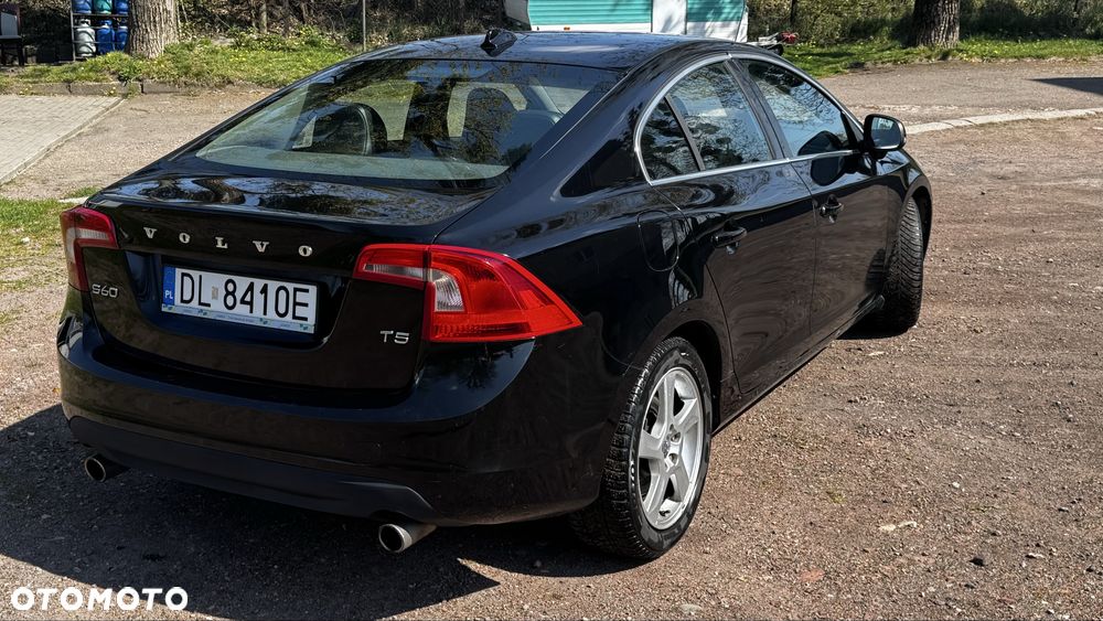 Volvo S60 - 3