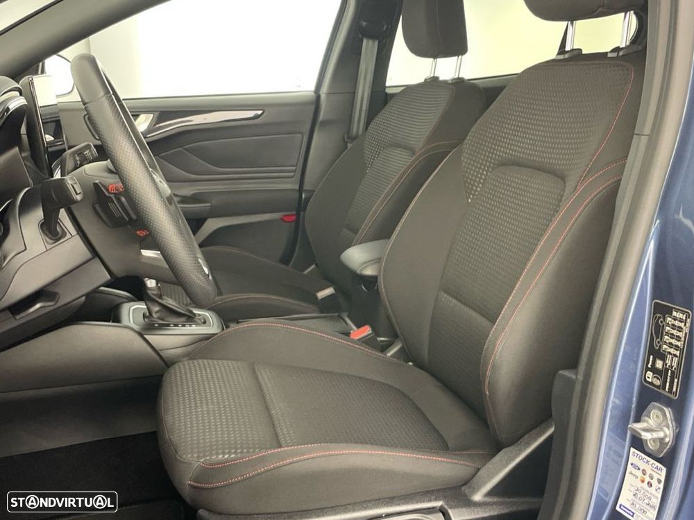 Ford Focus 1.0 EcoBoost ST-Line Aut. - 17