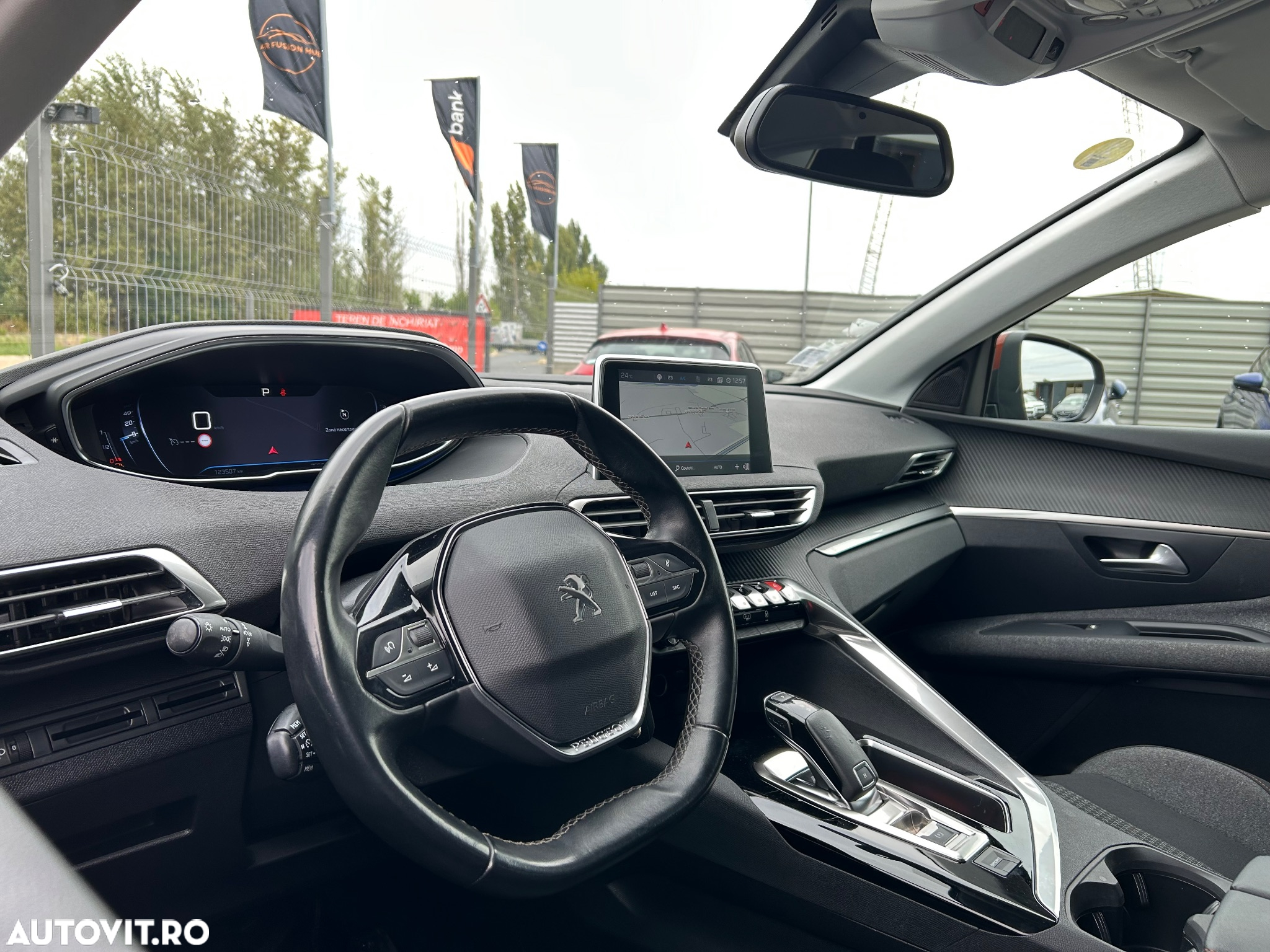 Peugeot 3008 BlueHDi 130 Stop & Start EAT8 Active Business-Paket - 8