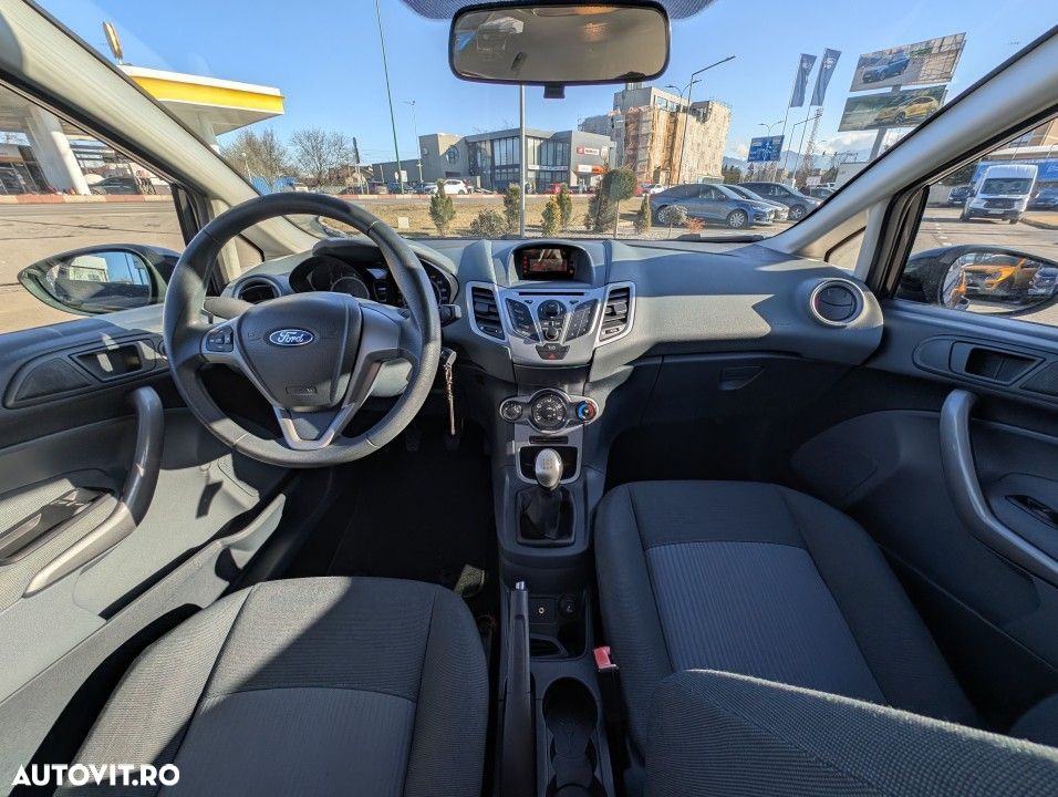 Ford Fiesta - 16