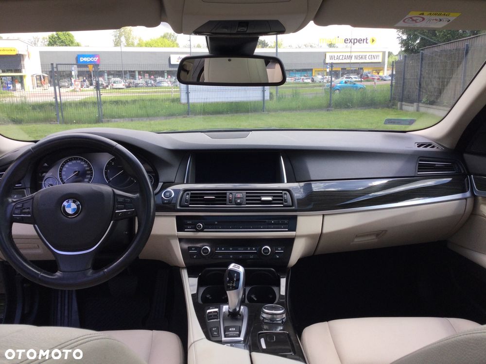 BMW Seria 5 520d xDrive Luxury Line - 8