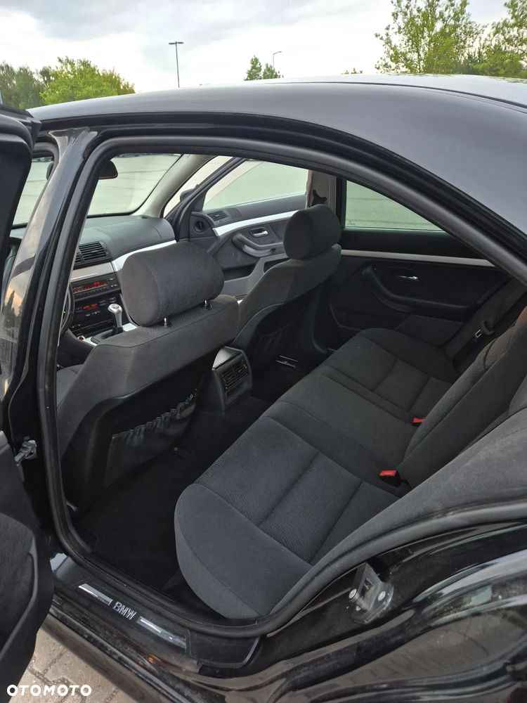 BMW Seria 5 - 16