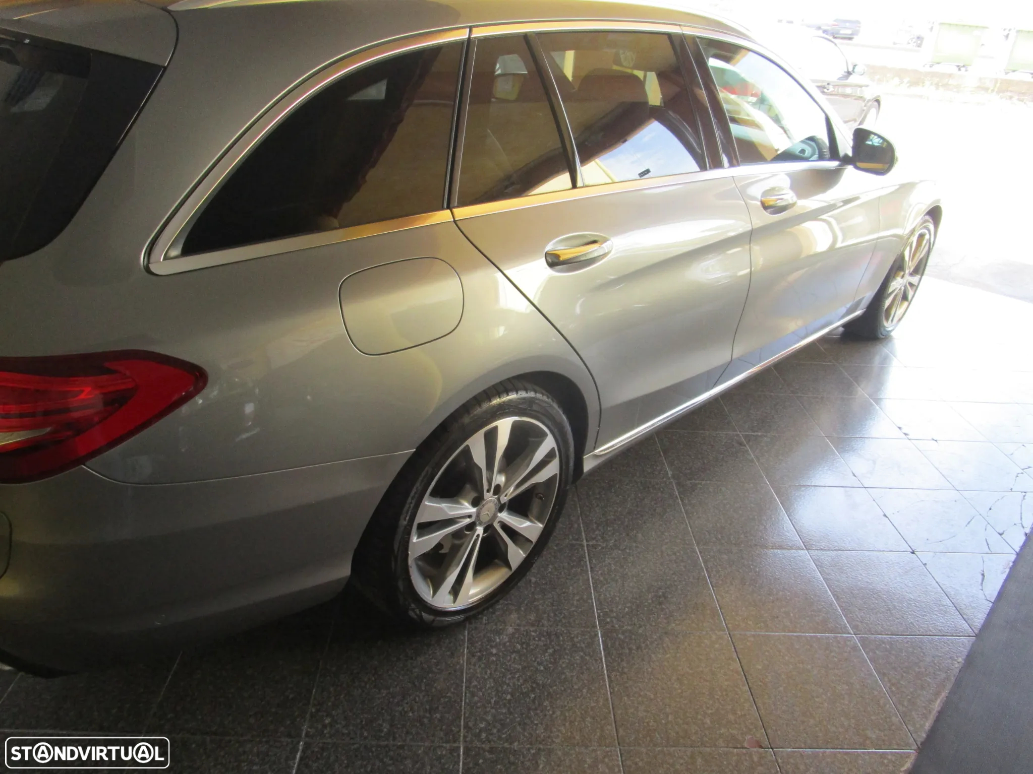 Mercedes-Benz C 350 e - 4