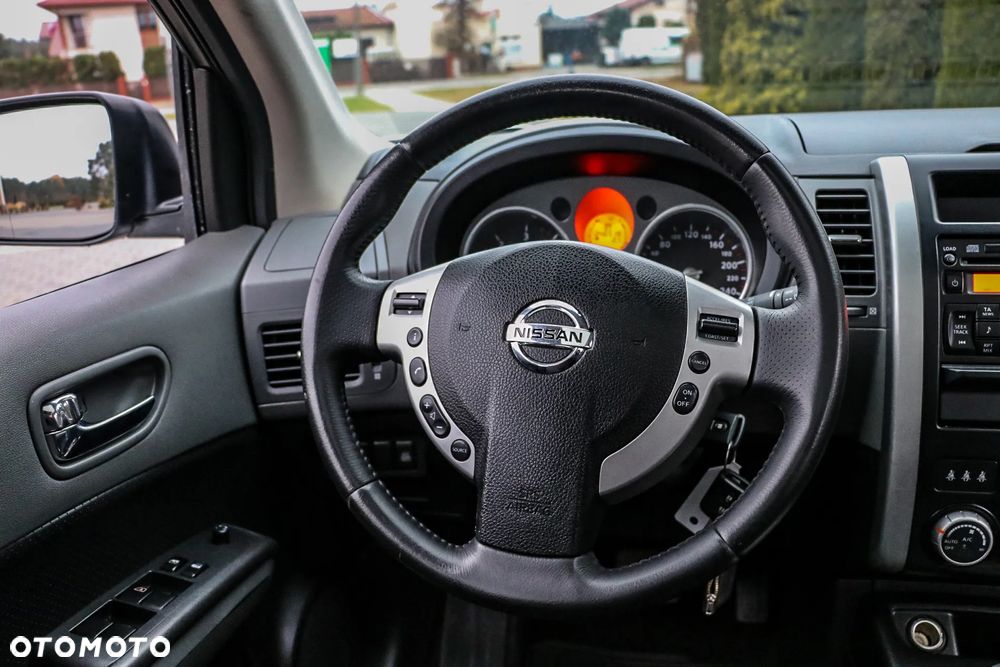 Nissan X-Trail 2.0 dCi LE - 37