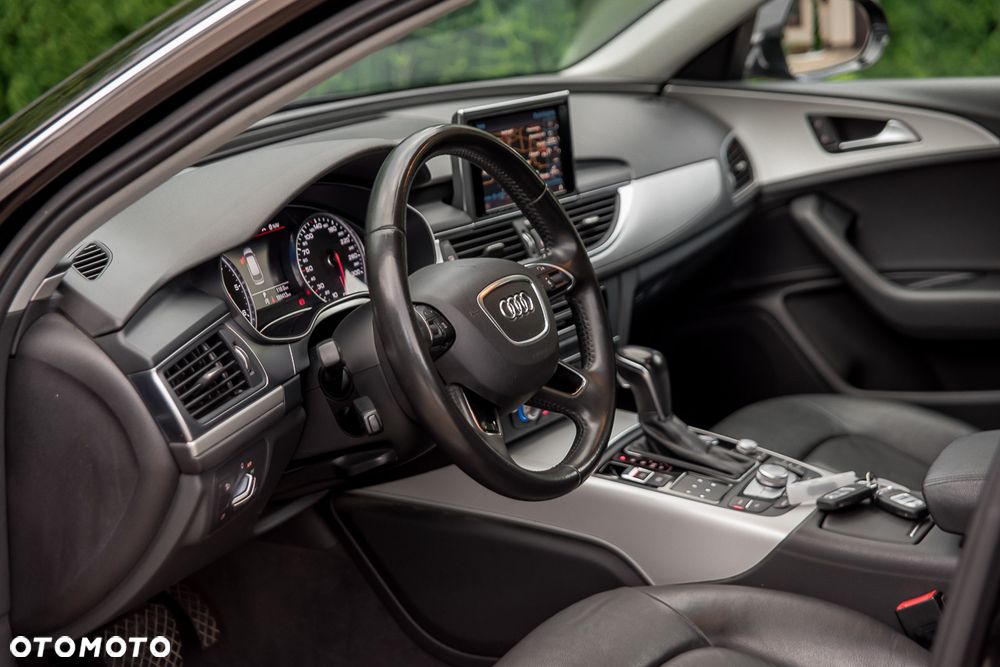 Audi A6 Avant 2.0 TDI Ultra S tronic - 25