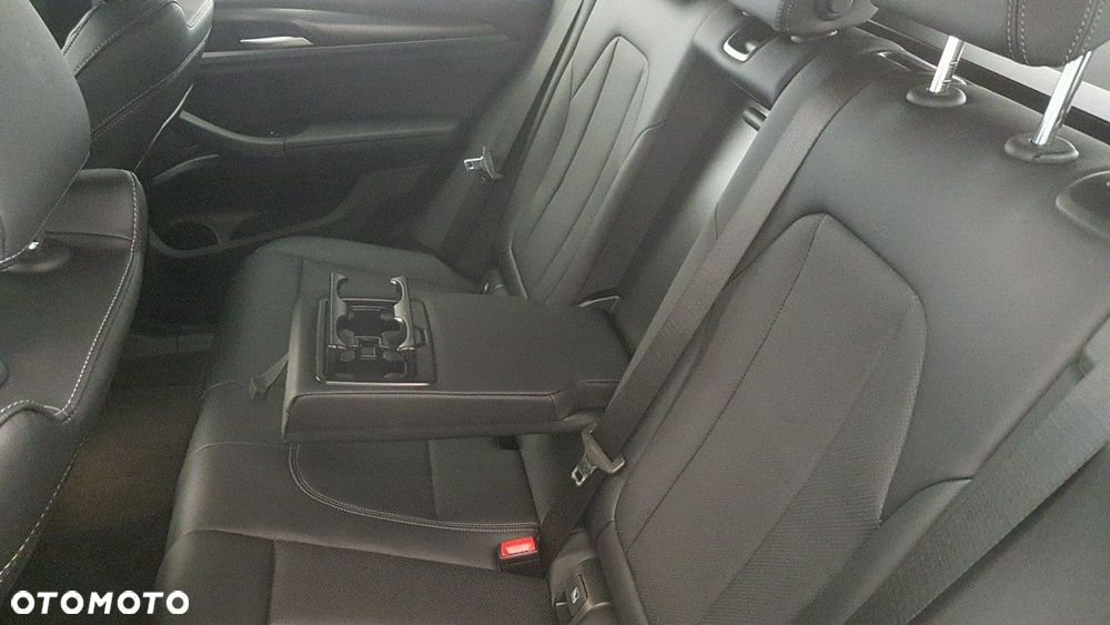 BMW X3 - 16