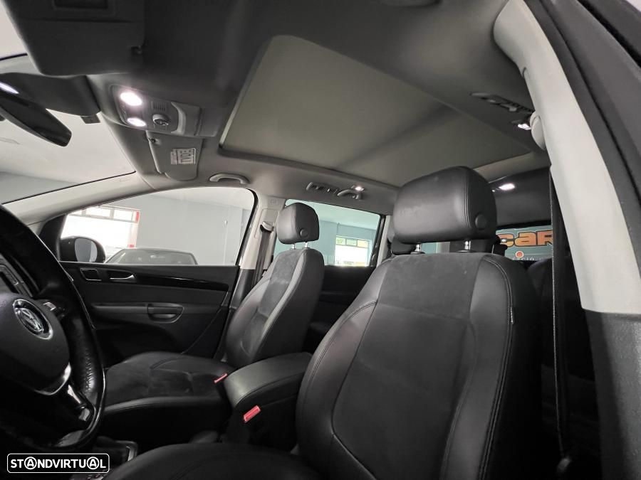 VW Sharan 2.0 TDI Trendline DSG - 30