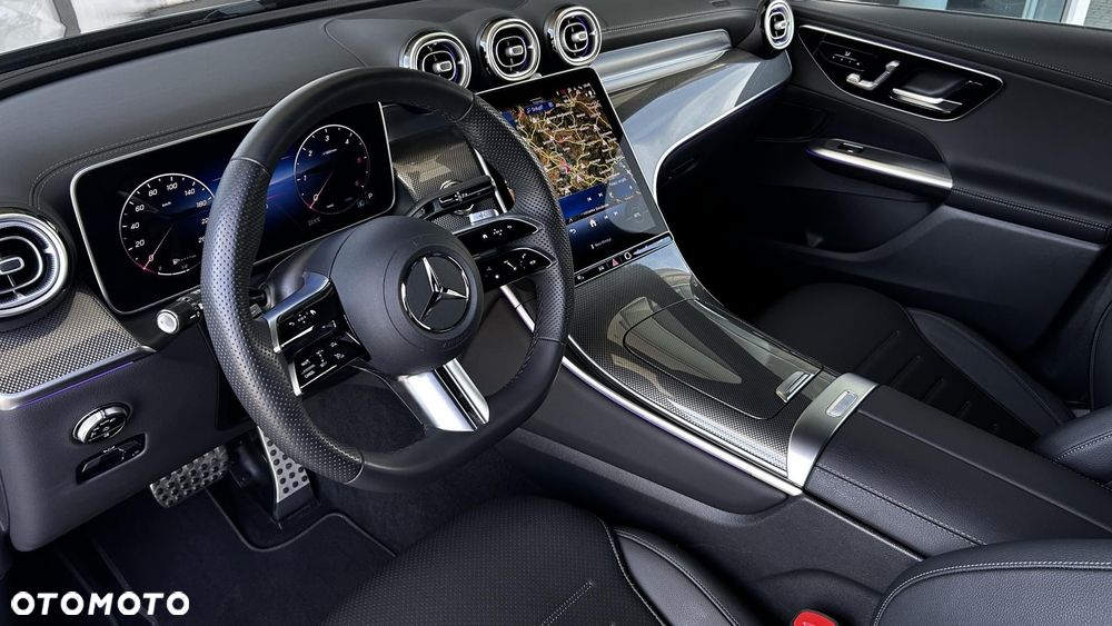 Mercedes-Benz GLC - 12