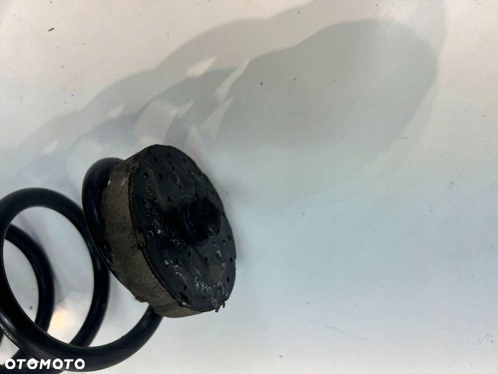 KOMPLET SPRĘŻYN TYŁ Audi A5 8T 8F - 7