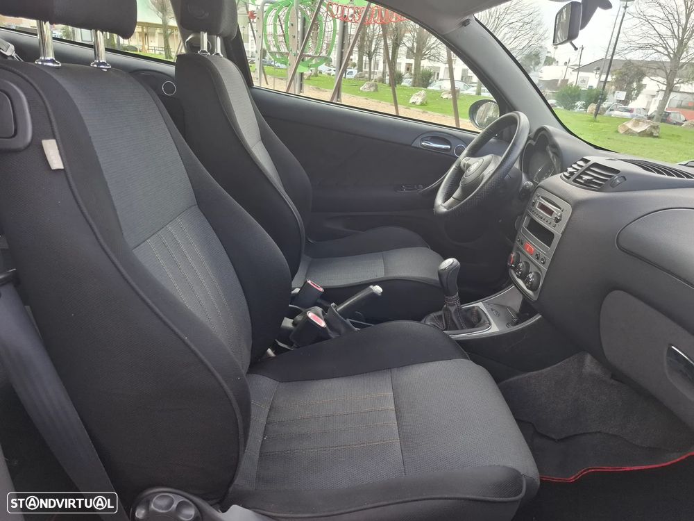 Alfa Romeo 147 1.6 TS Bussiness - 4