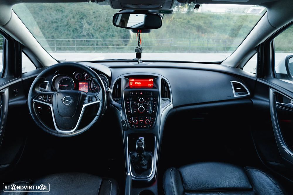 Opel Astra - 8