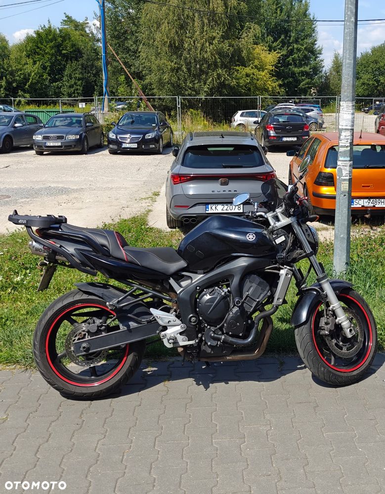 Yamaha FZ6 - 1