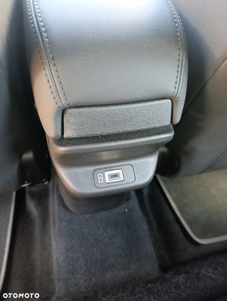 Jeep Avenger 1.2 GSE T3 Turbo-Benzin GDI Summit - 18